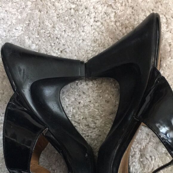 Vintage Black Patent Heels 9M - Picture 4 of 11